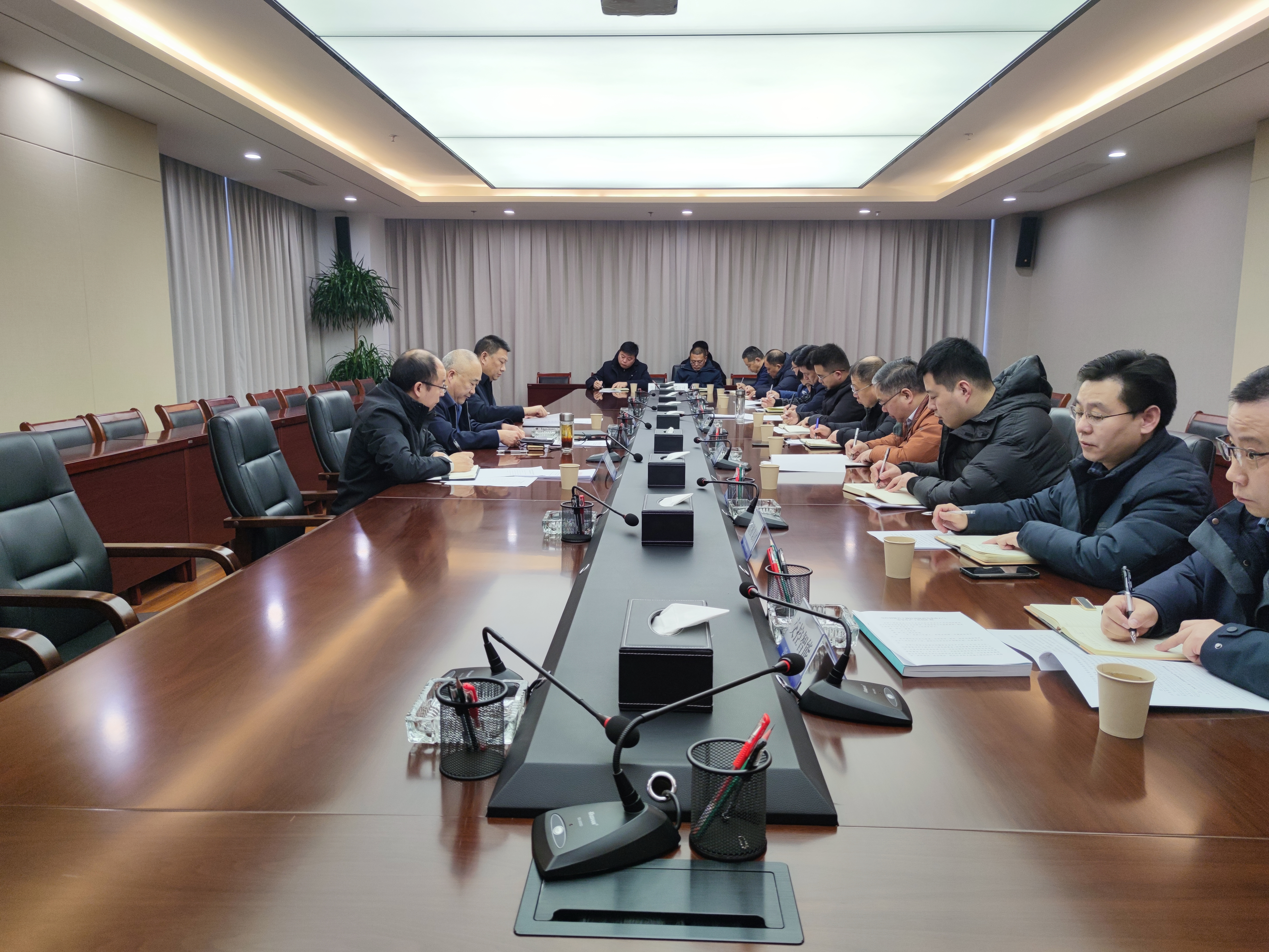 集團召開(kāi)安全生產(chǎn)專(zhuān)題會(huì )議暨2月份安全環(huán)保工作會(huì )議