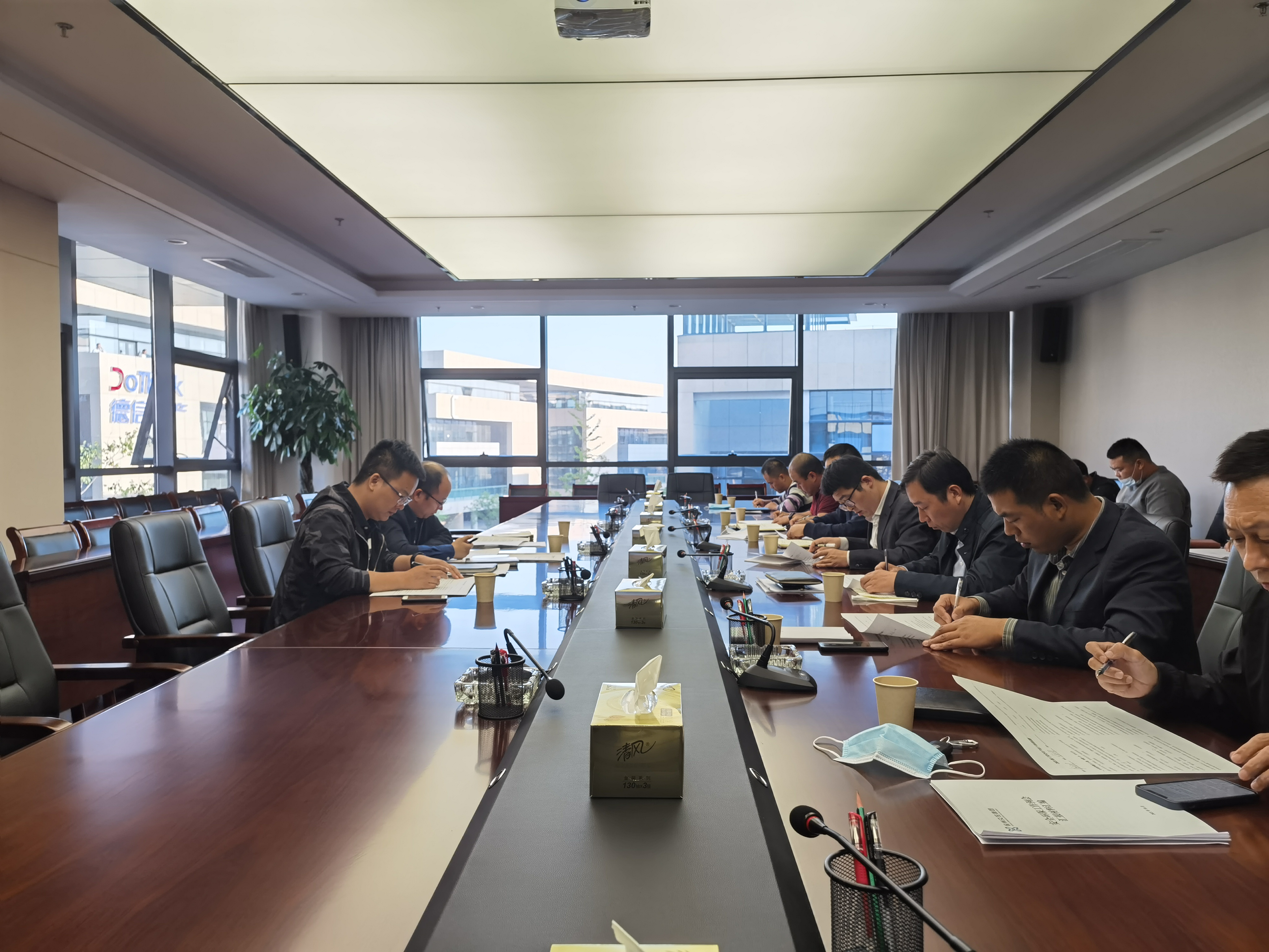 集團召開(kāi)月度安全環(huán)保工作例會(huì )